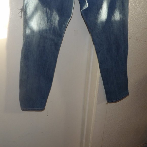 Old Navy Boyfriend MidRise Distressed Patches Skinny Jeans Sz 14 - Picture 8 of 9